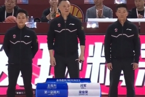 63次犯规4技犯3违体！探长：外籍裁判感慨晋粤之战G2强度太大