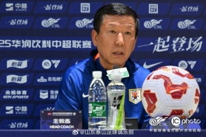 崔康熙：希望明天有好的表现，打出漂亮的比赛