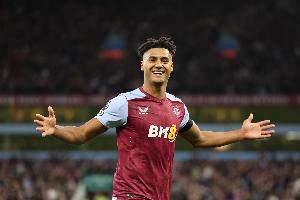 英媒：曼联考虑用拉什福德+现金交换沃特金斯