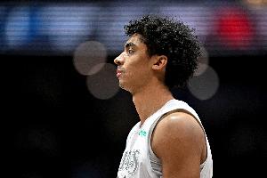 克里斯蒂：我想提升个人组织进攻能力 想成为联盟精英级别的射手