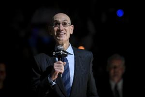 萧华狂喜📺️季后赛首周周末收视率创近25年新高 较去年增长17%