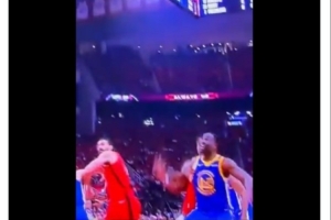 美媒晒巴特勒受伤瞬间底线视角：这个角度看不是追梦推的阿门