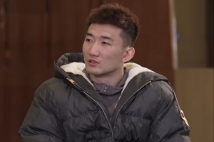 孙铭徽：现在大家有信心应对客场比赛 打到最后也不会犯低级错误