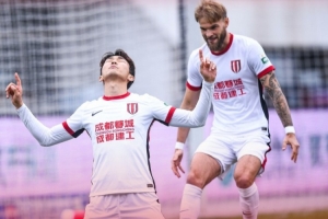 元敏诚、韦世豪破门，成都蓉城2-1战胜长春亚泰