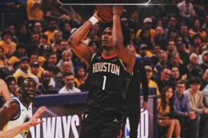 网友议火箭输球：交易范乔丹&格林在干嘛？斯通签不到球星就滚蛋