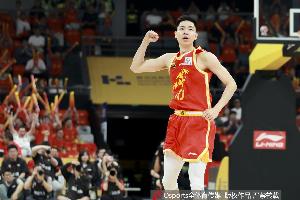麦穗丰：朱俊龙今天让人想到NBA的小卡 三冠王辽宁定不会束手就擒