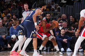 1罚43分和8罚11分啥水平？穆雷威少爆点 小卡11助事出反常必有妖