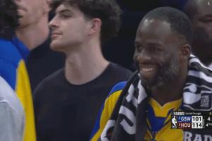 😍爱看！勇士替补与火箭首发冲突👏追梦在场边微笑鼓掌