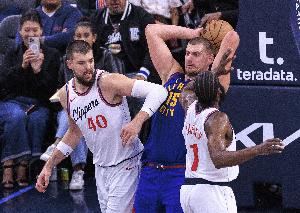 生死战在即！快船VS掘金G6裁判：主裁大卫-格斯里 二裁泰勒-福特