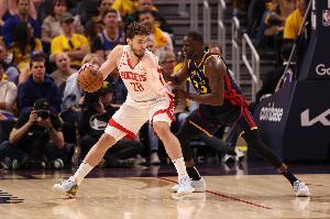 Skip：申京今晚惩罚了追梦 DPOY？面对申京追梦太小了