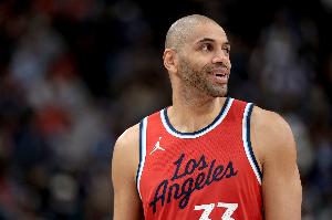 🫡数据体现不出作用！巴图姆系列赛5.6分3.9板2助0.9断1.7帽