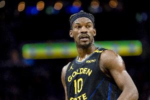 还没发力！巴特勒半场7中3拿到8分4板3助1断