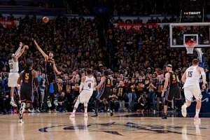 苦练十年跳投，戈登等的就是这一刻