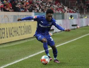 记者：弗林蓬与药厂有3500万欧解约条款，利物浦已表达实质性兴趣