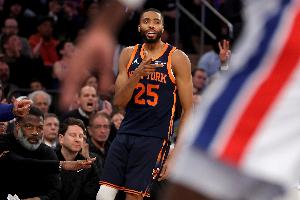 唐斯谈大桥：我们有年度关键先生 可能也有年度关键时刻防守球员