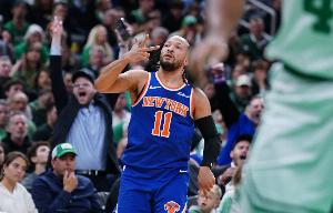 布伦森谈G3心态：我们把比分看作0比0 专注于当下和下一次进攻