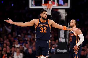 玄学？尼克斯近3年的次轮比赛 TNT转播时7胜1负 ESPN转播时0胜8负