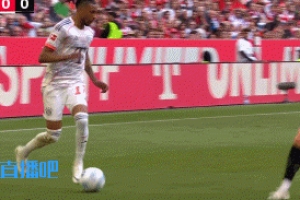 被动进球😂奥利塞内切劲射，凯恩头蹭了一下后进球