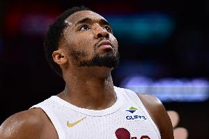 烤肉姐：堂堂东部第1的骑士怎会打成这副德行 步行者也真是运气好