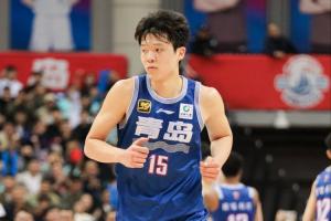 🥰知名网站更新模拟选秀：杨瀚森44顺位被雷霆选中 顺位创新高