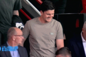 有情有义❤️母队冲超 马奎尔亲临观战谢菲联升级附加赛半决赛