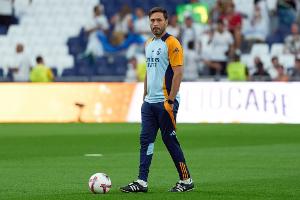 记者：小安切洛蒂已收到英超和科莫的邀请，可能接替小法执教科莫