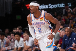 雷霆主帅：亚历山大变得越来越沉稳 他在最后关头稳住了局势