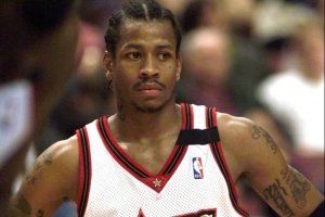 2001年的今天：“答案”阿伦-艾弗森荣膺常规赛MVP