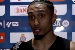 拉菲尼亚：一月有人说我们只能争第3 弗里克的信任让我能安心工作