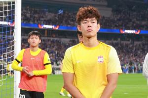 😵枯坐板凳！21岁何小珂12轮中超0出场，留洋回国后机会寥寥