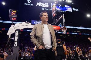 太阳因各类歧视&骚扰&报复行为被多次起诉😨球馆安全也存在漏洞