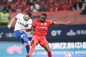 山东泰山客场1-1上海海港比赛集锦