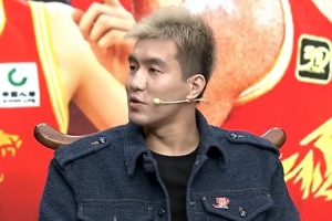 郭艾伦：两队带来了精彩比赛 祝福北京&恭喜广厦 我解说怎么样