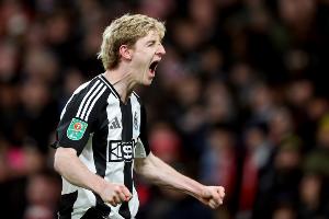 英媒：阿森纳和切尔西均有意安东尼-戈登，纽卡可能标价8000万镑