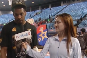 巴里-布朗：一直告诉队友要保持冷静 非常开心为广厦拿下队史首冠