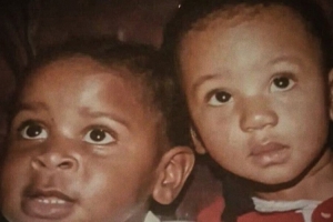 表兄弟对决！沃克：我妈给亚历山大的爸爸发了短信 说开战吧😂