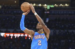 SGA场均至少30分5板5助1.5断1帽&命中率50%+ 历史第二人&比肩MJ