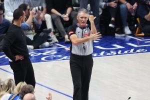 名哨集合🔥西决G2裁判组：主裁判福斯特 托尼兄弟在列