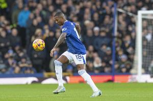 即将年满40岁！阿什利-扬：没打算退役，我要继续踢英超