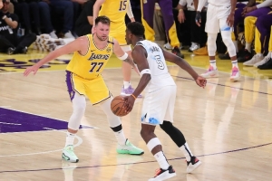 😯5新秀玩“首发替补裁掉”：在SGA&华子&卢卡中均选择裁掉卢卡