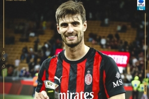 头球首开纪录，官方：加比亚当选米兰vs蒙扎全场最佳球员