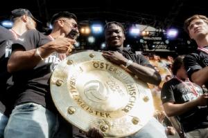 和德国一样，奥地利联赛也叫BUNDESLIGA