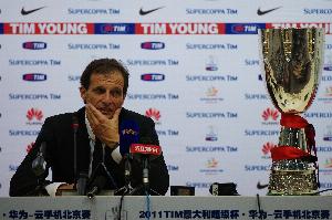 二进宫？跟队记者隆戈：米兰对聘请阿莱格里的信心有所增强