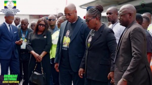 加蓬为布彭扎举行全国性悼念活动，明天下葬