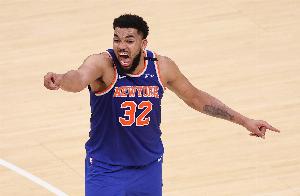 足够强硬！唐斯东决场均24.8分12.2板 命中率50%&三分命中率36%