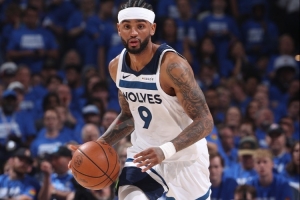 合同到期&本赛季431万！Stein：亚历山大-沃克可能会受到强烈追捧