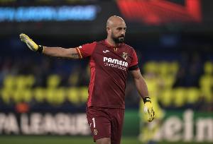 初执教鞭！官方：传奇门将雷纳出任比利亚雷亚尔U19主教练