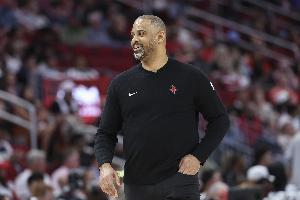 Stein：据说尼克斯有意基德和乌度卡 火箭不会允许尼克斯挖墙脚