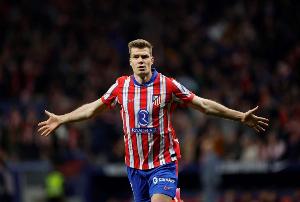 状态正佳！近5场为俱乐部和国家队出战比赛，索尔洛特有8球入账