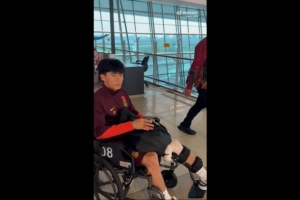 成都蓉城官方：胡荷韬左膝韧带和半月板疑似损伤，有待进一步检查